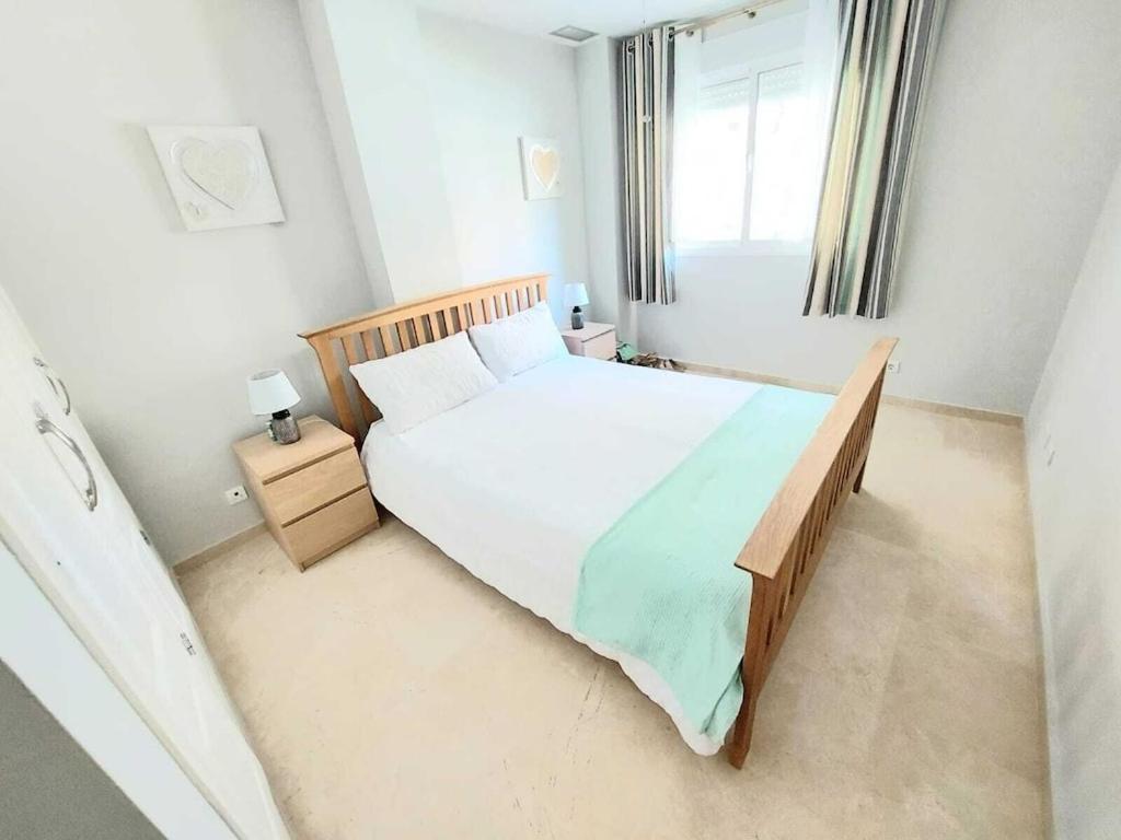 Duquesa Fairways, A Spacious Apartment With Fabulous Views And Facilities มานิลบา ภายนอก รูปภาพ